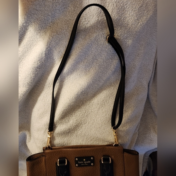 Kate Spade Bay Street Camryn Leather Crossbody/ Satchel Bag EUC - Picture 11 of 11
